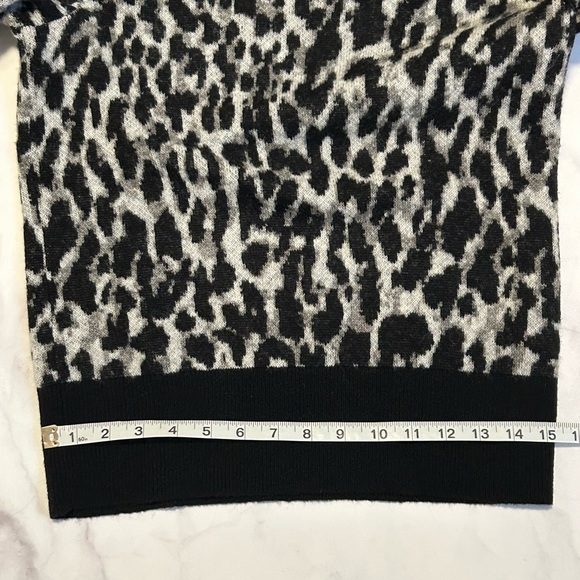 Banana Republic Leopard Print Alpaca Wool Blend Sweater- US XS - Picture 12 of 13